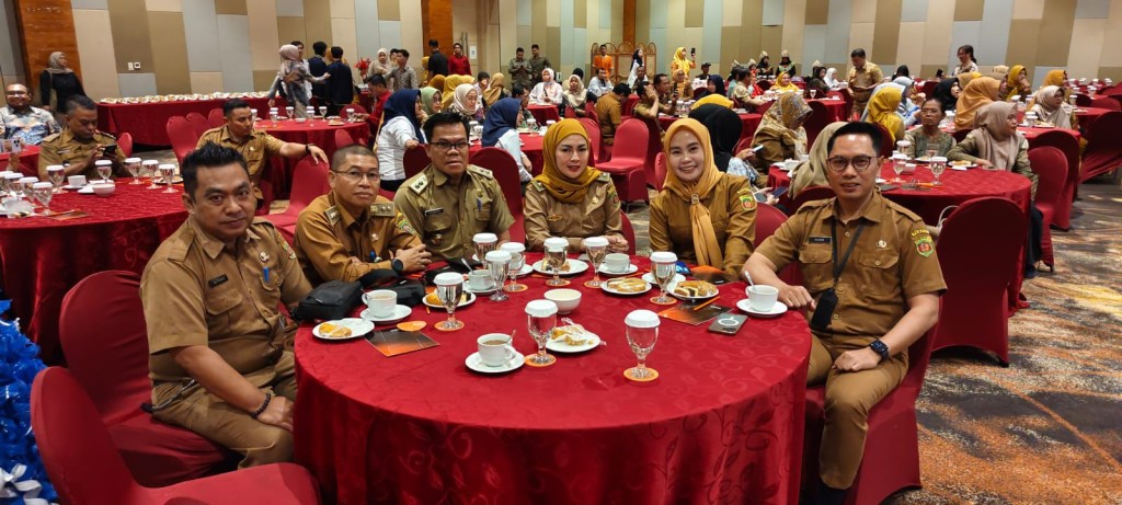 PENYERAHAN HADIAH LOMBA KAMPUNG SALAI