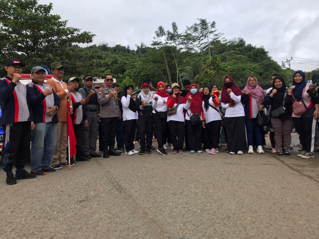 Senam & Jalan Sehat menyambut HUT Kota ke-355 & Pemkot Samarinda ke-63
