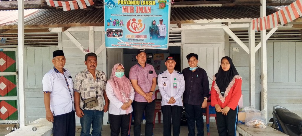 KUNJUNGAN PT KALAMUR DI POSYANDU LANSIA NUR IMAN LOA BUAH