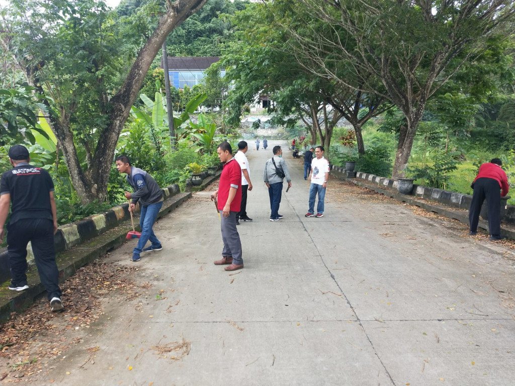 Kerja Bakti Kecamatan Loa Janan Ilir