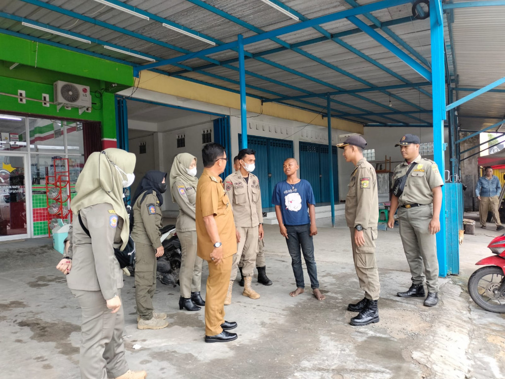 Monitoring Anjal, Gepeng serta Bangunan Liar yang ada diwilayah Kecamatan Loa Janan Ilir