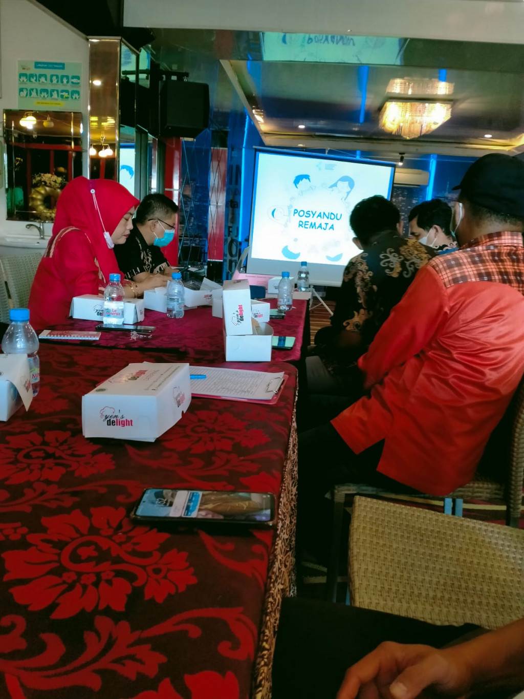 Sosialisasi advokasi pembentukan Posyandu Remaja,dihadiri oleh Lurah Lok Bahu Sukarman, A.Md pada hari kamis tanggal 24 Maret 2022