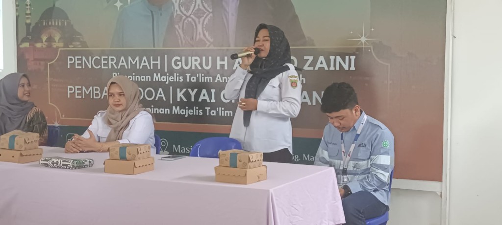 Pelatihan Publik speaking untuk PKK Kelurahan Lok Bahu Bersama PT. MMI