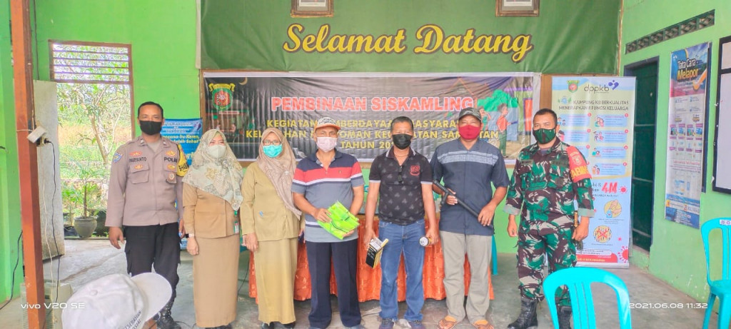 Tangkal Gangguan Trantib  dengan SISKAMLING