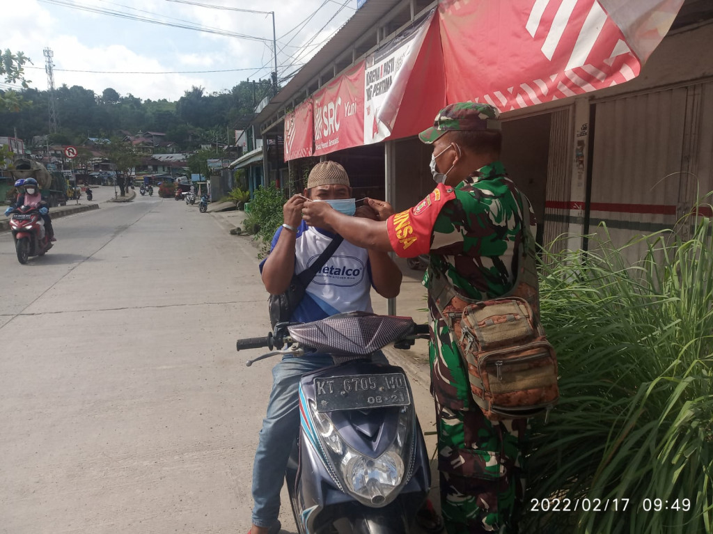 Kegiatan penegakan disiplin Protokol Kesehatan Covid19 di lingkungan Kelurahan Mangkupalas
