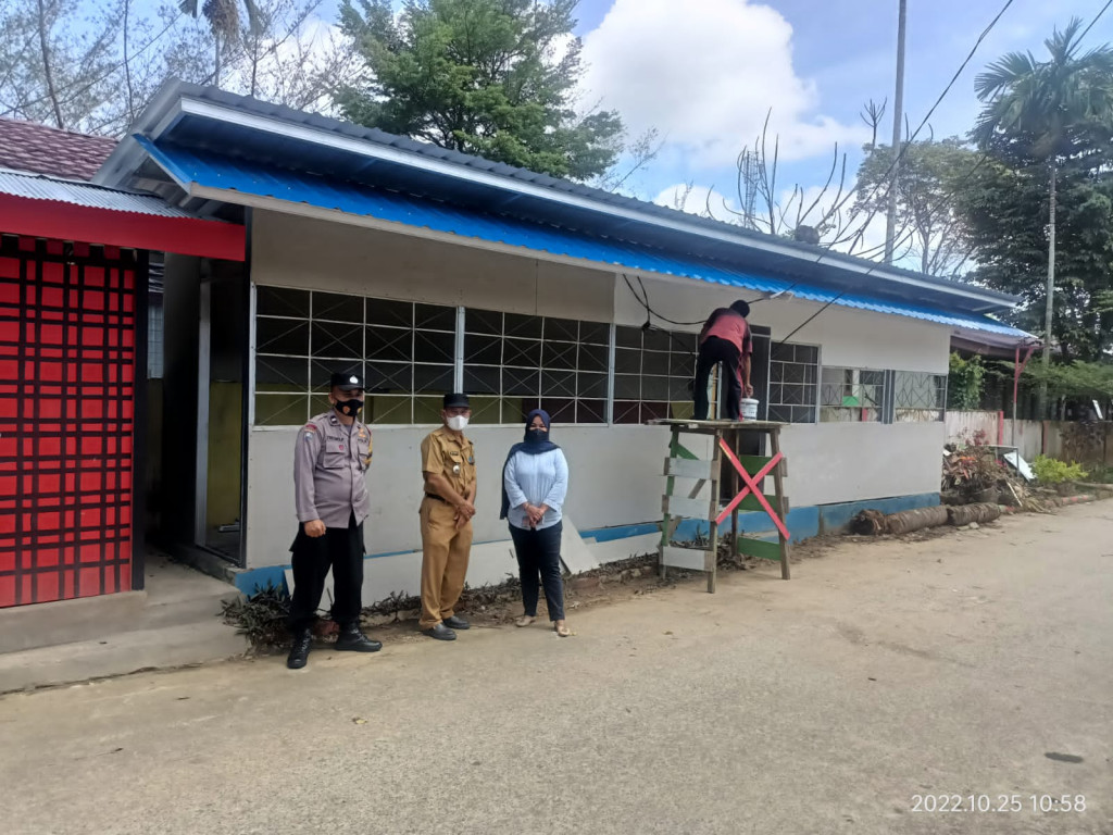 Monitoring dan peninjauan pelaksanaan Kegiatan Probebaya Program Unggulan Walikota Andi Harun di Lingkungan Kelurahan Mangkupalas
