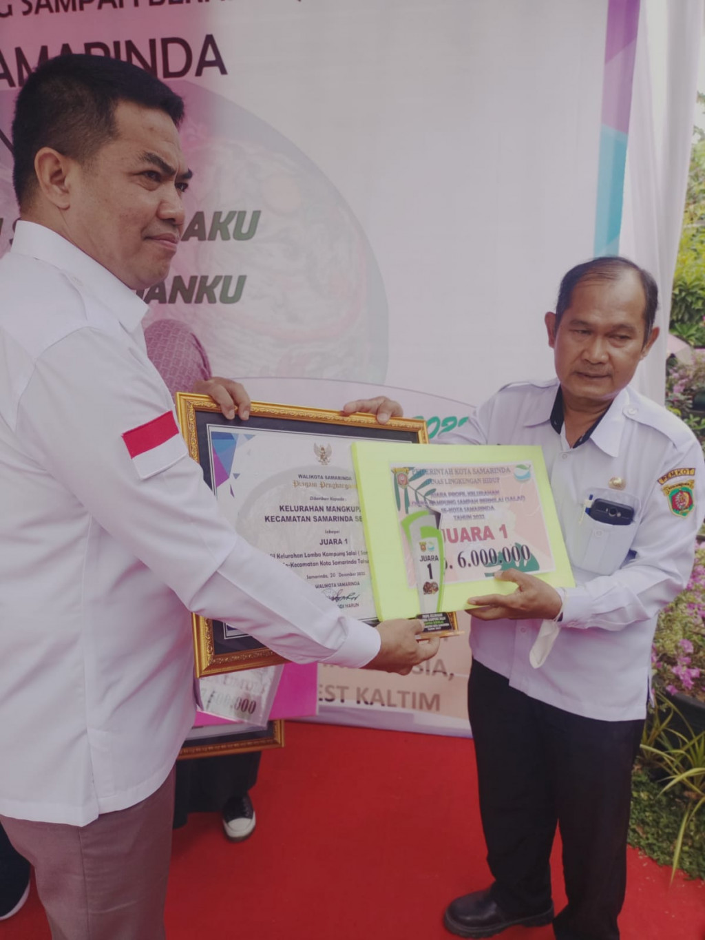 SELAMAT DAN SUKSES KEPADA KELURAHAN MANGKUPALAS RT.06 SEBAGAI PEMENANG LOMBA KAMPUNG SAMPAH BERNILAI ( SALAI )