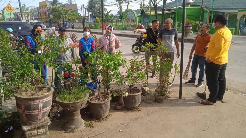 Gotong-Royong Jum'at Bersih