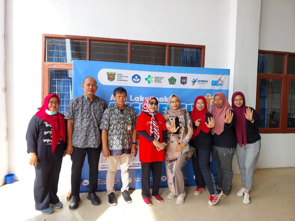 Aksi Bergizi  SMAN 17 Samarinda Seberang