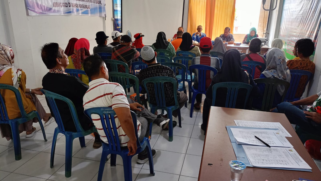 Rapat pertemuan membahas penanganan & pengolahan sampah lingkungan Kelurahan Mangkupalas