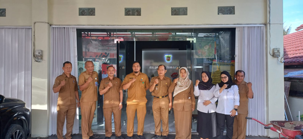 Giat apel pagi di Lingkungan Kelurahan Mangkupalas