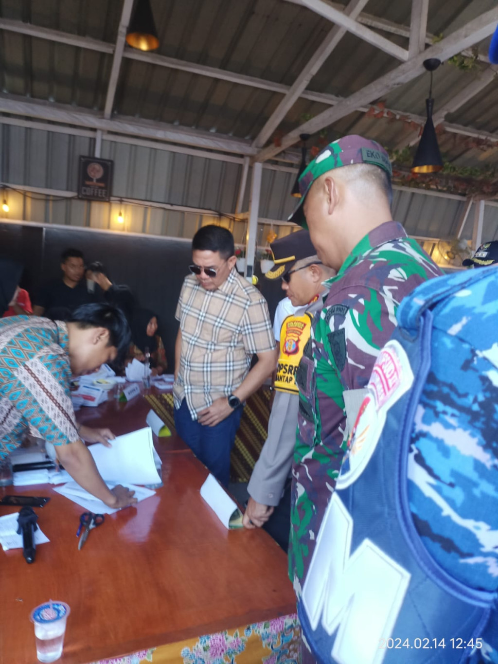 Kunjungan Bapak Walikota Samarinda ke TPS 11 RT 09 Kelurahan Mangkupalas