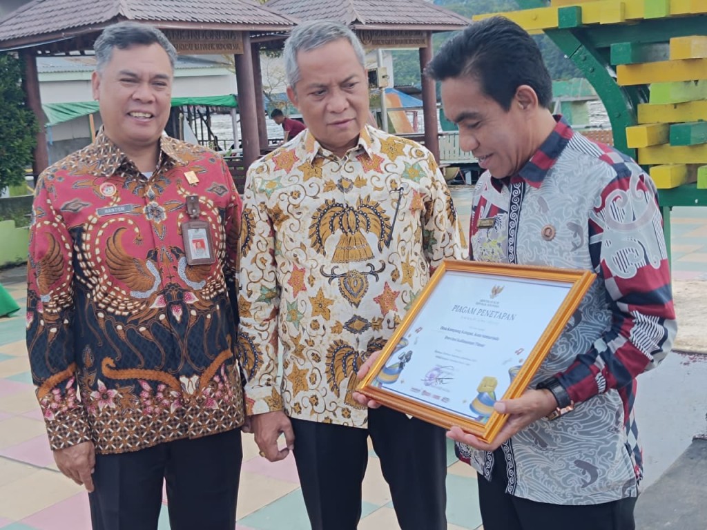 Piagam Penetapan Kampung Ketupat