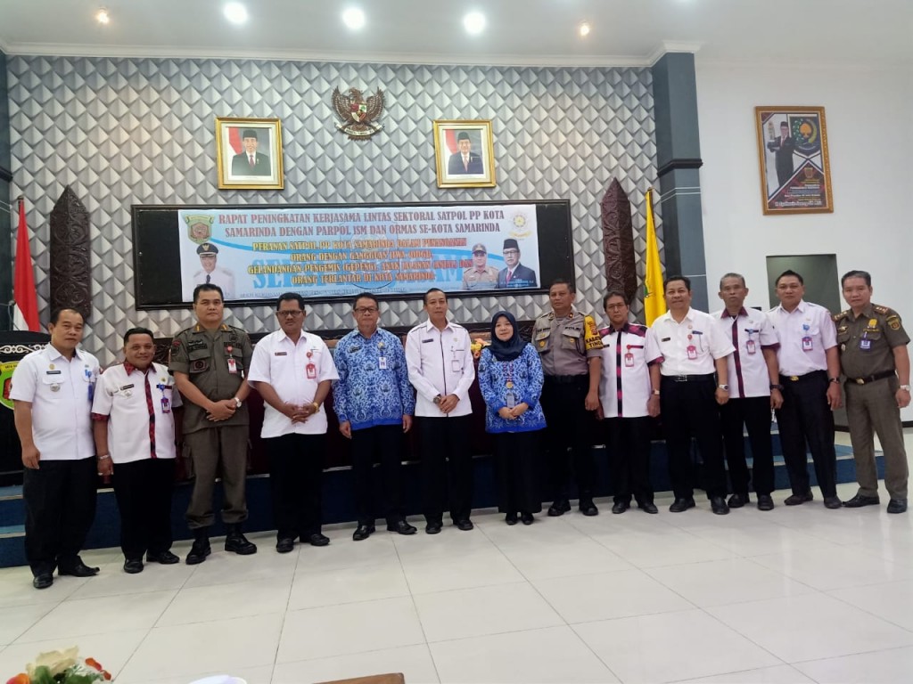 Rapat peningkatan kerjasama lintas sektoral satpol PP kota samarinda