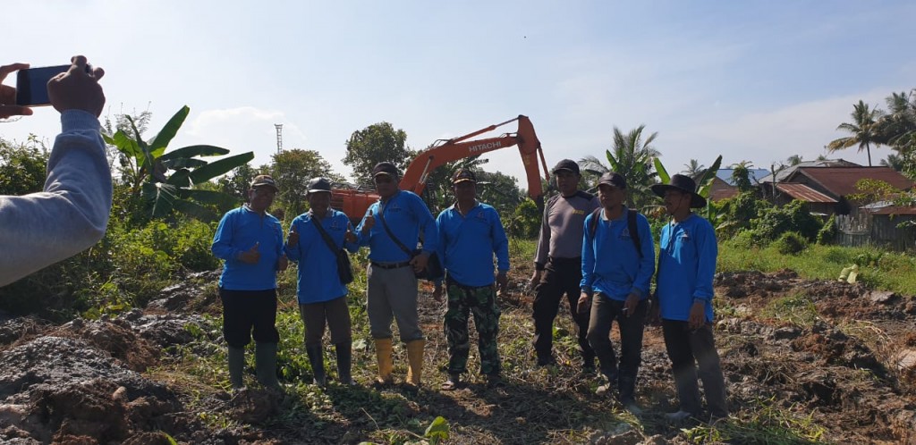 Gotong Royong Kelurahan Bukuan