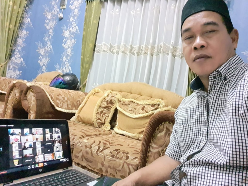 Rapat via Vidcom tentang sosialisasi aplikasi BEHAMBINAN produk kominfo samarinda