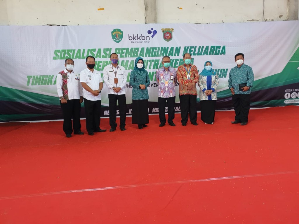 Rabu, 04 November 2020 Sosialisasi Pembangunan Keluarga Bersama Mitra Kerja Tingkat Provinsi Kalimantan Timur Tahun 2020