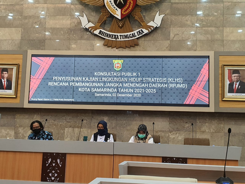 Senin, 02 Desember 2020 Konsultasi Publik 1