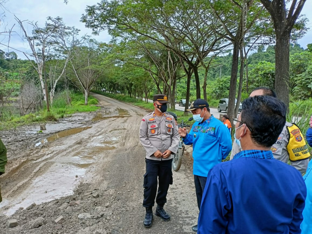 Moment Kebangkitan Nasional Kolaborasi dan Sinergitas 2 Wilayah Perbatasan Kecamatan