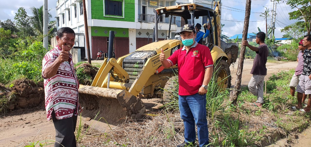 Normalisasi Drainase dan pembersihan jalan peti kemas Palaran