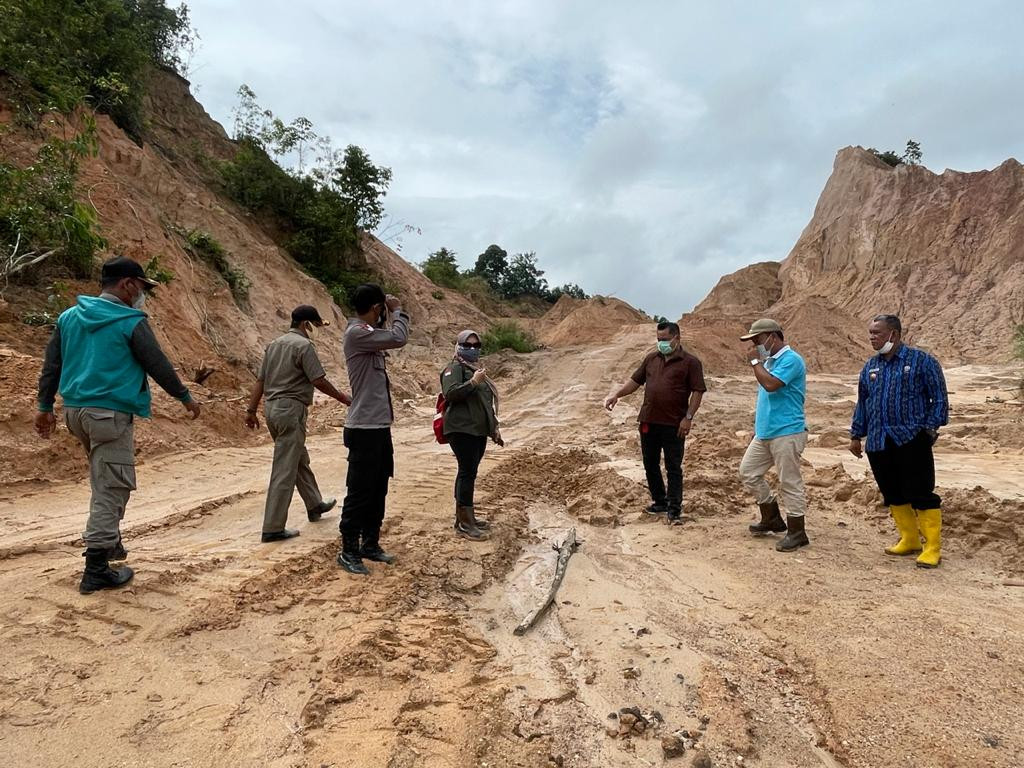 Pengecekan Serta Penutupan Tambang Galian Pasir Yang Tidak Dapat Menunjukkan Izin Pengerjaan