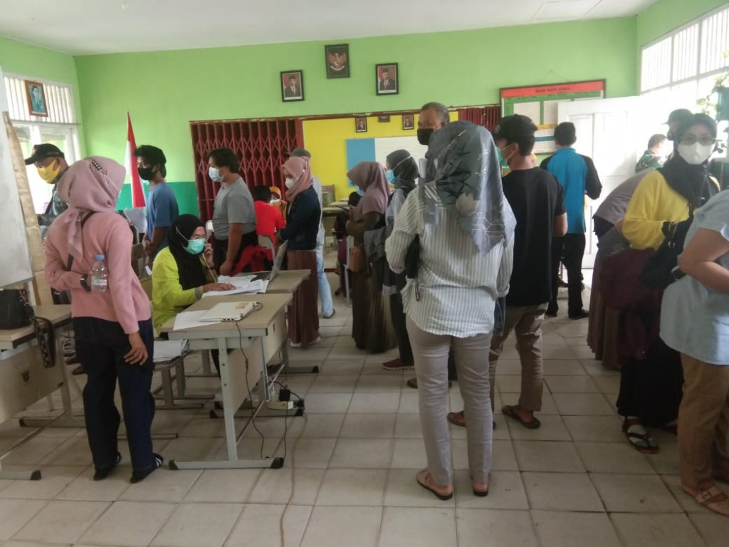 Vaksinasi Massal di SDN 03 Kelurahan Rawa Makmur Kecamatan Palaran