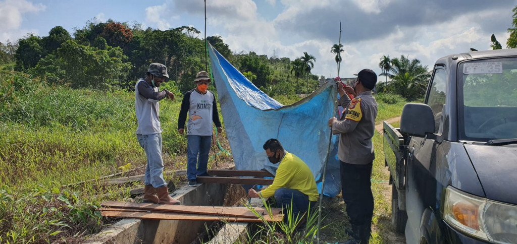 Operasi Yustisi dan Pembuatan Jembatan Ulin