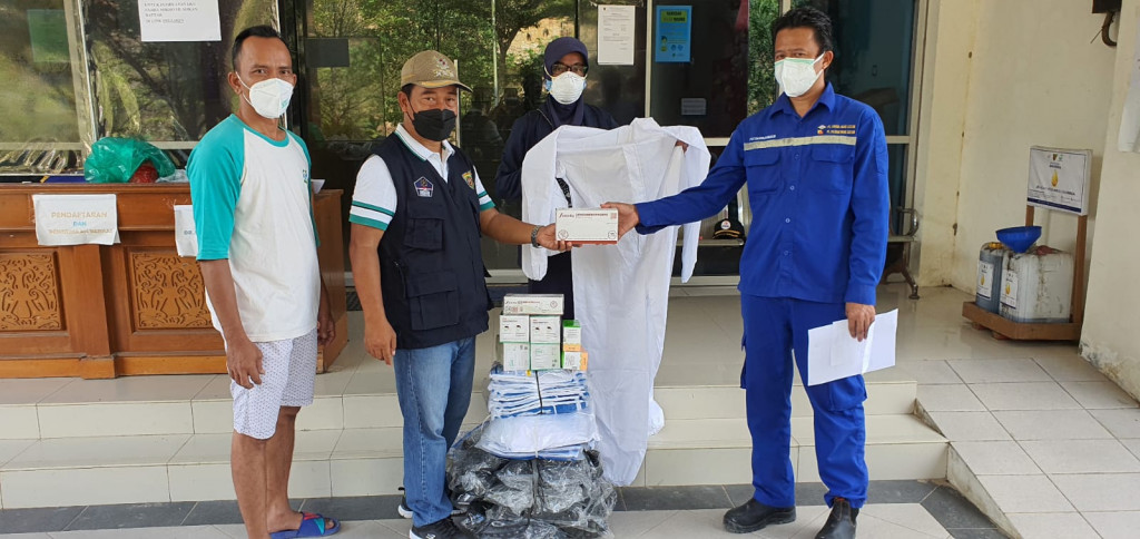 Penerimaan Bantuan APD dari PT PSP dan PT SAL
