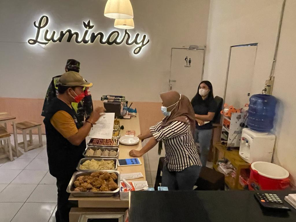 Monitoring dan Himbauan Protokol Kesehatan Instruktur Walikota Samarinda No. 4 Tahun 2021 Tentang PPKM Level 4