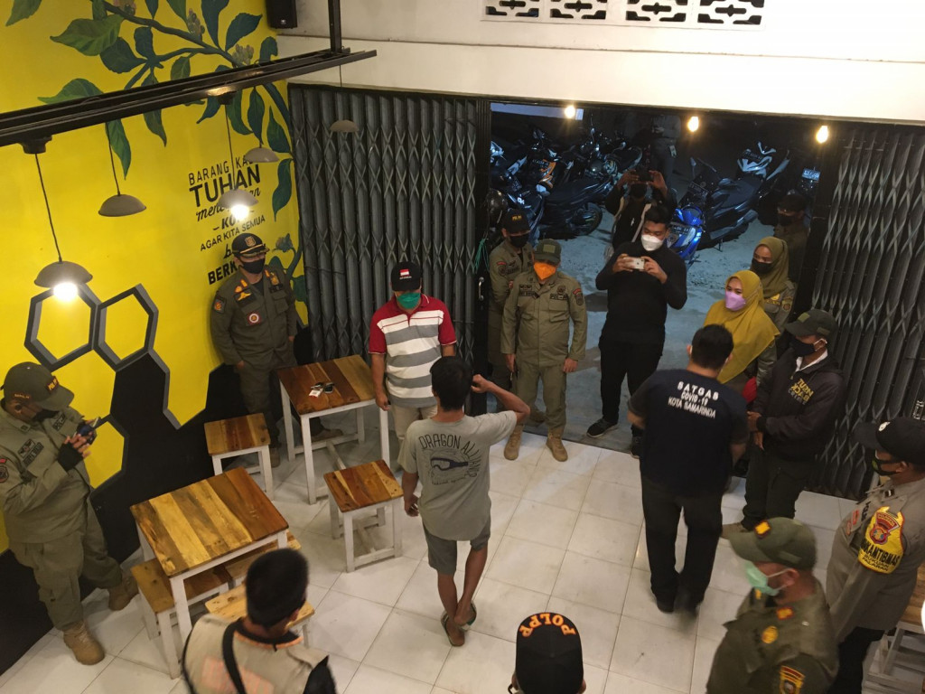 Operasi Gabungan Penegakan Instruksi Walikota Samarinda Nomor 13 Tahun 2021