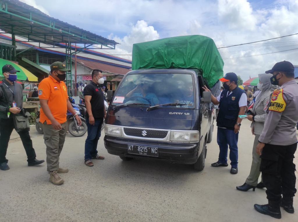 Pelaksanaan Posko Pasar Tangguh Covid-19 Kecamatan Palaran