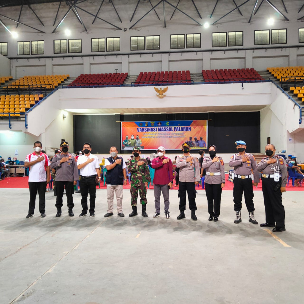 Vaksinasi Massal Covid-19 di Stadion Utama Palaran