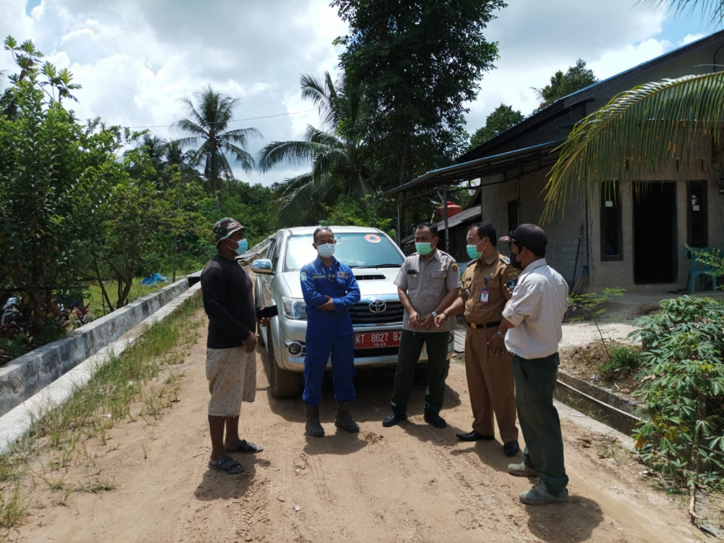 Peninjauan Lokasi Tanah Bergeser/sliding di RT 46 Kelurahan Rawa Makmur Kecamatan Palaran