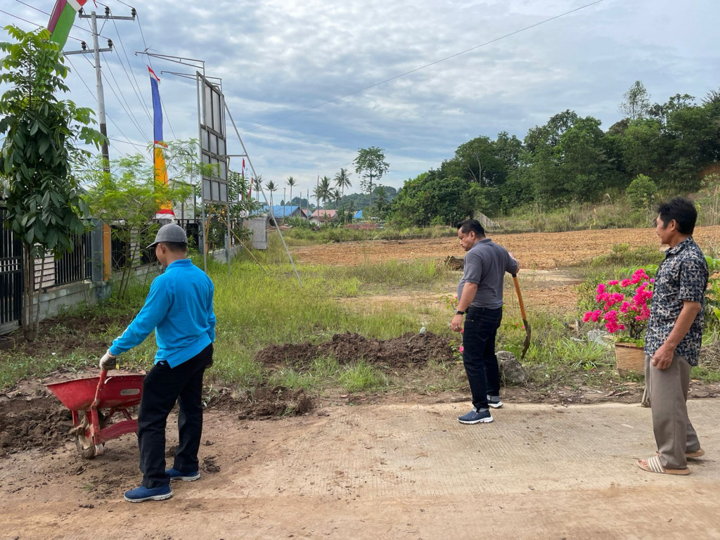 Giat Jumat Bersih Kantor Kecamatan Palaran