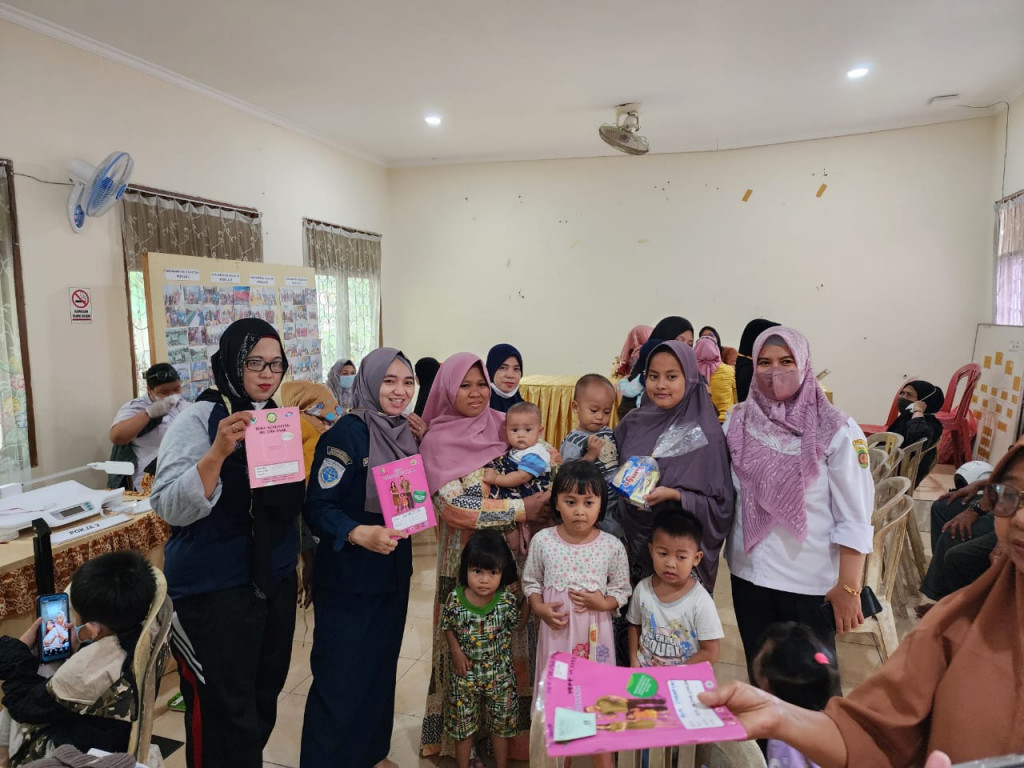 Kegiatan Rutin Posyandu Balita dan Lansia di Wilayah Kelurahan Pasar Pagi