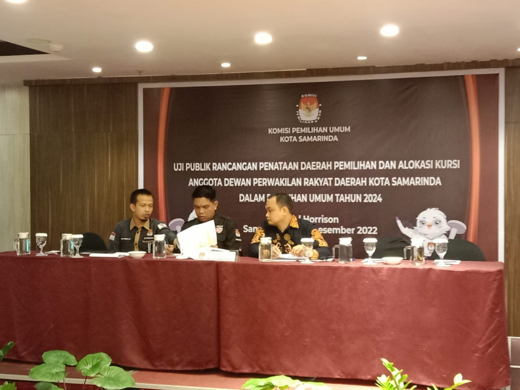 Acara Uji Publik Rancangan Penataan Daerah Pemilihan dan Alokasi Kursi Anggota Dewan Perwakilan Rakyat Daerah Kota Samarinda Dalam Pemilihan Umum Tahun 2024