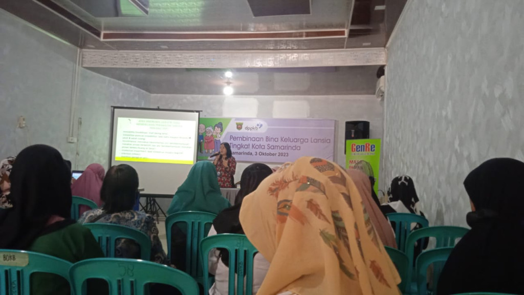 Pembinaan Pengelola (Pengurus) Yang Aktif Dari Kelompok Kegiatan BKB Dan BKL