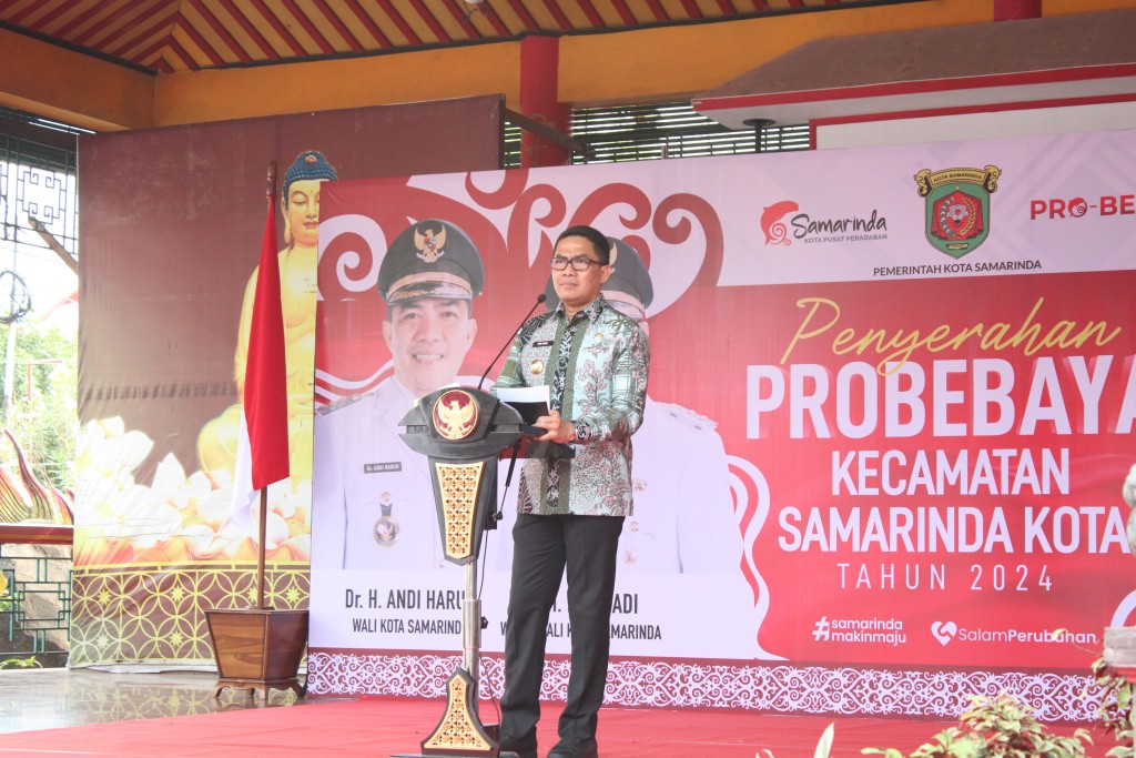 Penyerahan Secara Simbolis Probebaya Tahun 2024