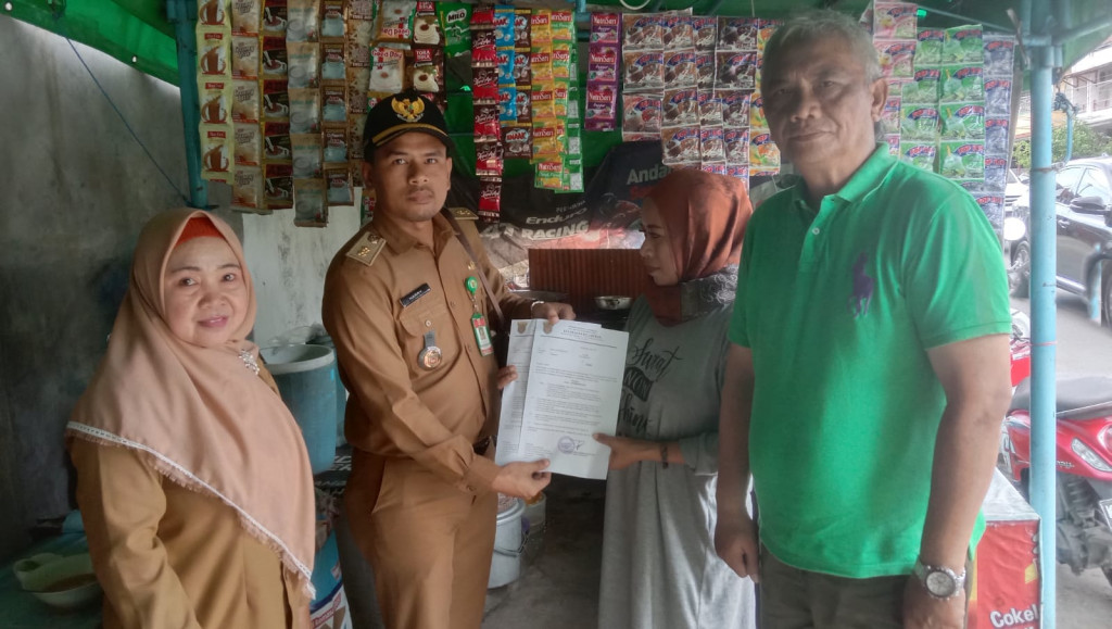 Pemberian teguran kepada PKL