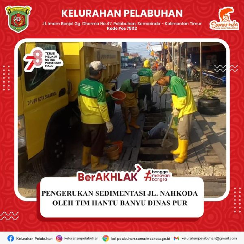 Pengerukan Sedimentasi Jl. Nahkoda oleh Tim Hantu Banyu Dinas PUPR.