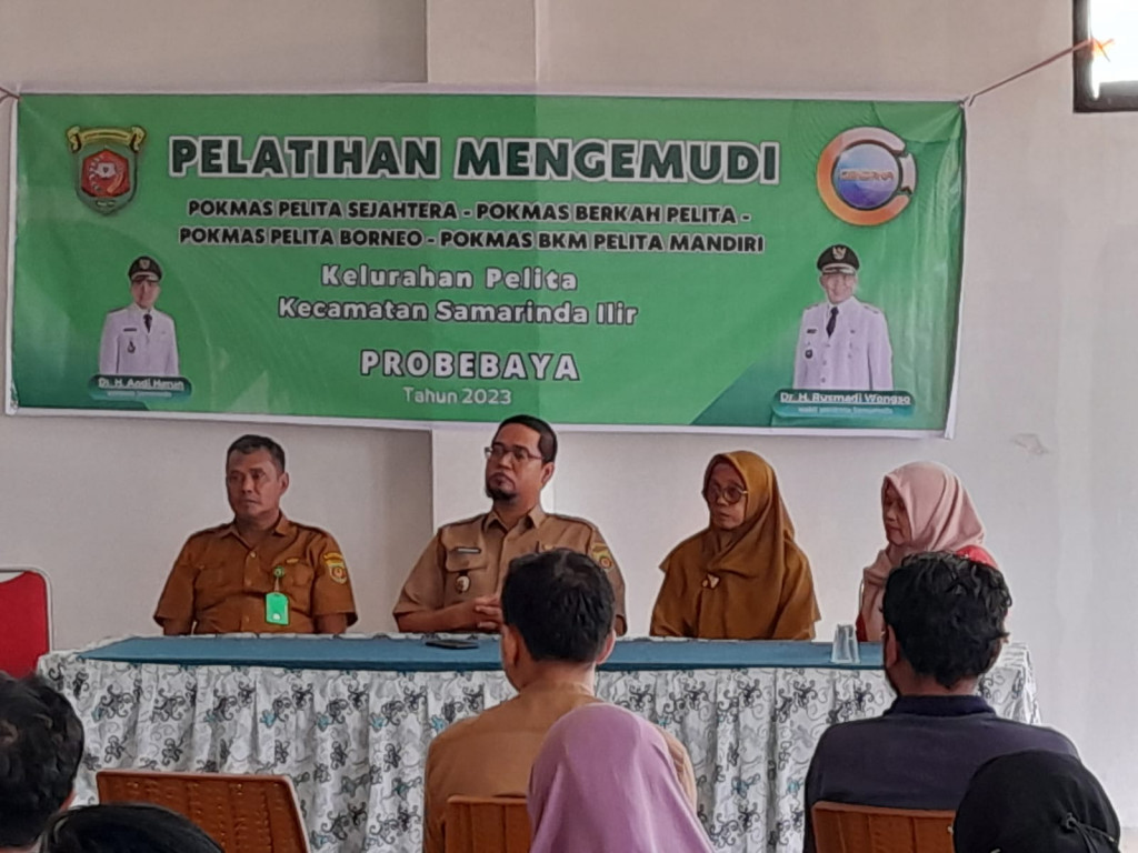 PELATIHAN MENGEMUDI KELURAHAN PELITA POKMAS PELITA SEJAHTERA, POKMAS BERKAH PELITA, POKMAS PELITA BORNEO DAN POKMAS PELITA MANDIRI