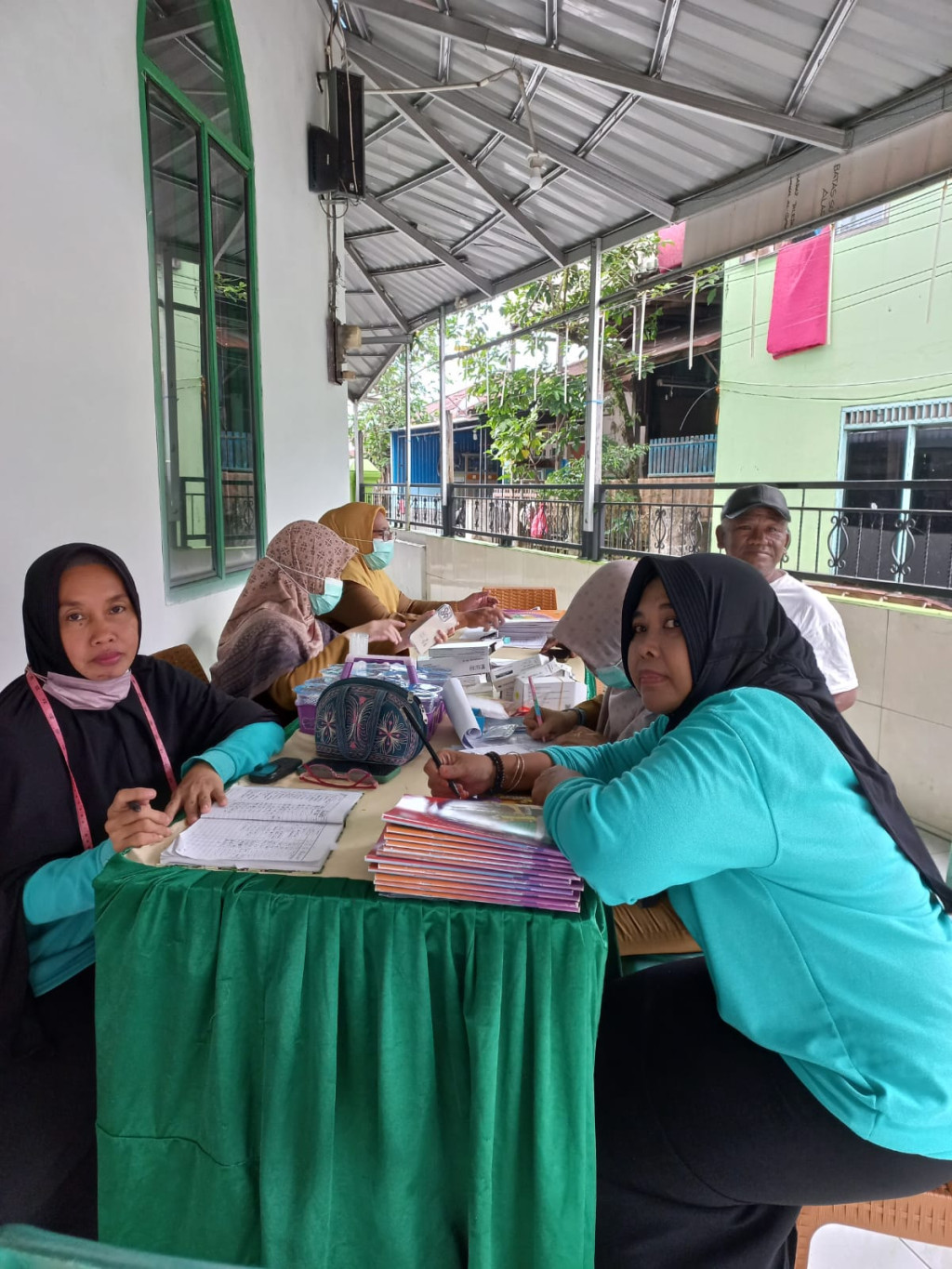 Kegiatan Posyandu Sederhana dan Lansia Al Qadar RT.25