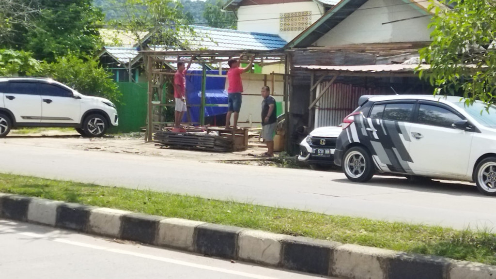 Progres normalisasi sungai Rapak Dalam, pengerukan dan penurapan yang telah  ditinjau  langsung  oleh Bapak Walikota  Samarinda Dr. H. Andi Harun