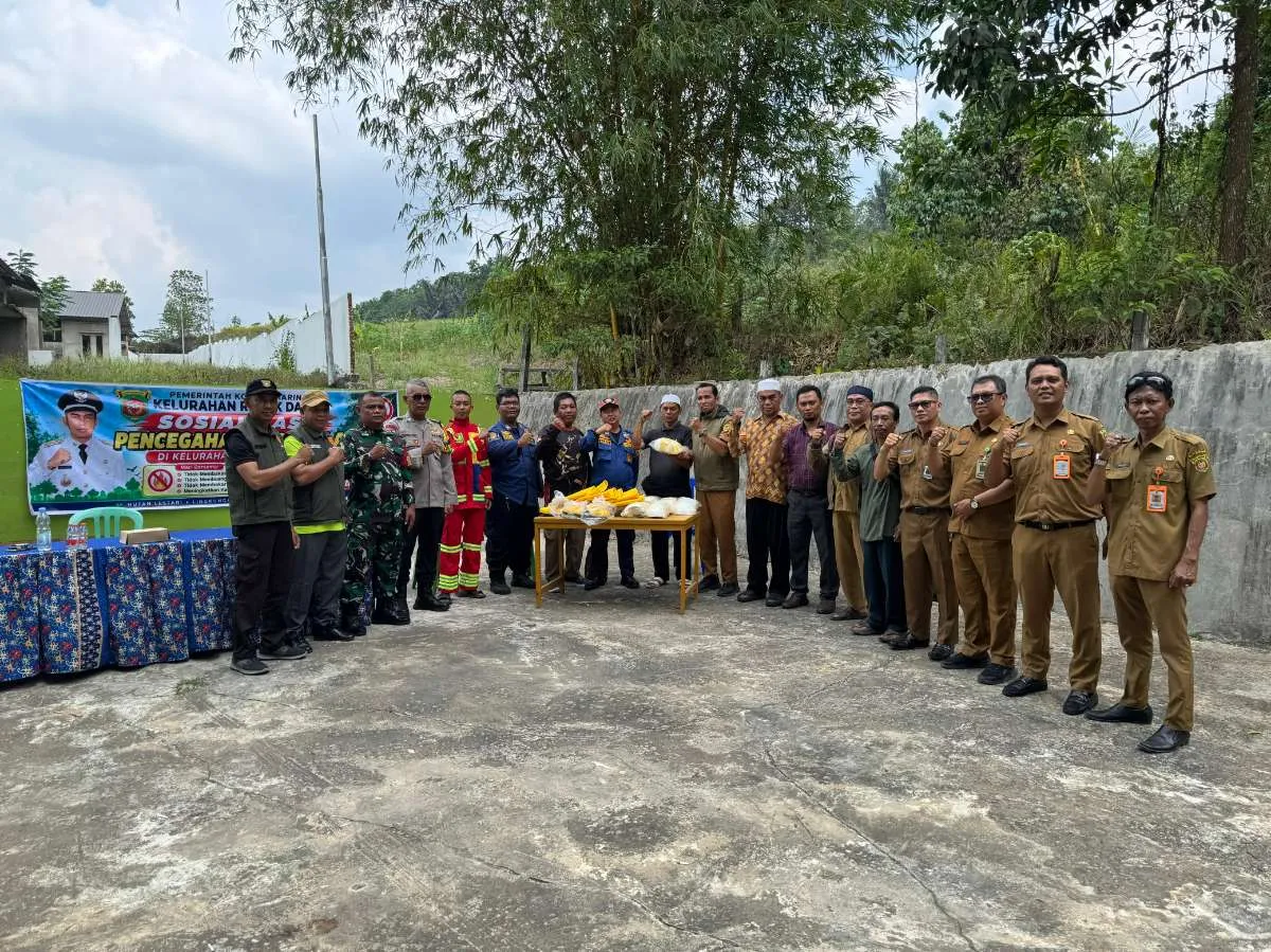 Cegah Kebakaran Lahan Meluas, Kelurahan Rapak Dalam Edukasi Warga Soal Bahaya Bakar Sampah