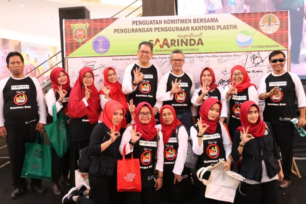 Perwali Pengurangan Penggunaan Kantong Plastik Resmi Ditetapkan