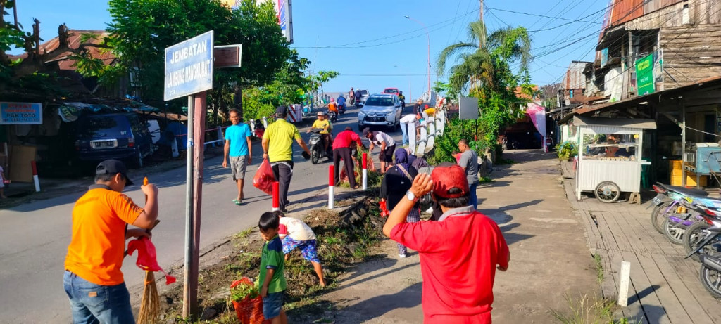 BERSIH SERENTAK BERSAMA SAMARINDA ILIR