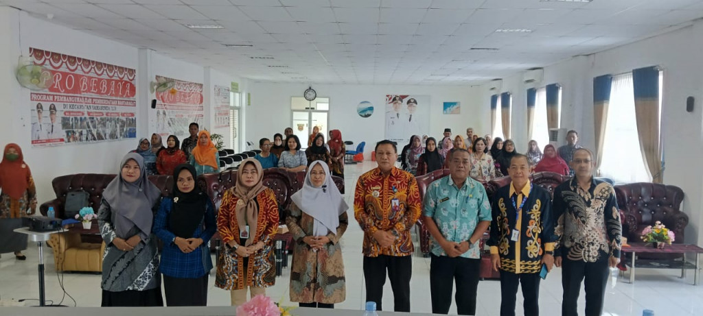 Camat Samarinda Ilir buka Kegiatan Sosialisasi Pengelolaan Sampah