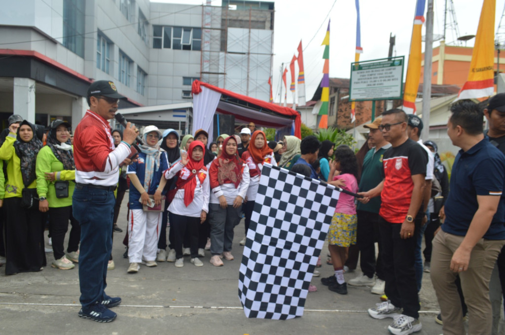 Meriahkan HUT Kota dan Pemkot, Kecamatan Samarinda Ilir Gelar Berbagai Macam Lomba dan Jalan Sehat