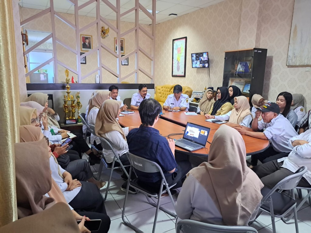 Rapat Kordinasi Penyusunan Dan Sinkronisasi Data Profil Kelurahan dan Kecamatan