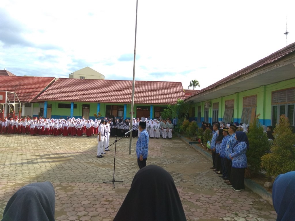 Upacara Memperingati Hari Pendidikan Nasional 02 Mei 2018 Bersama SMP 34 Samarinda